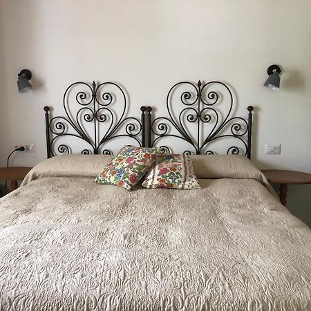 Agriturismo La Casa Delle Fate Loiri Porto San Paolo Екстериор снимка