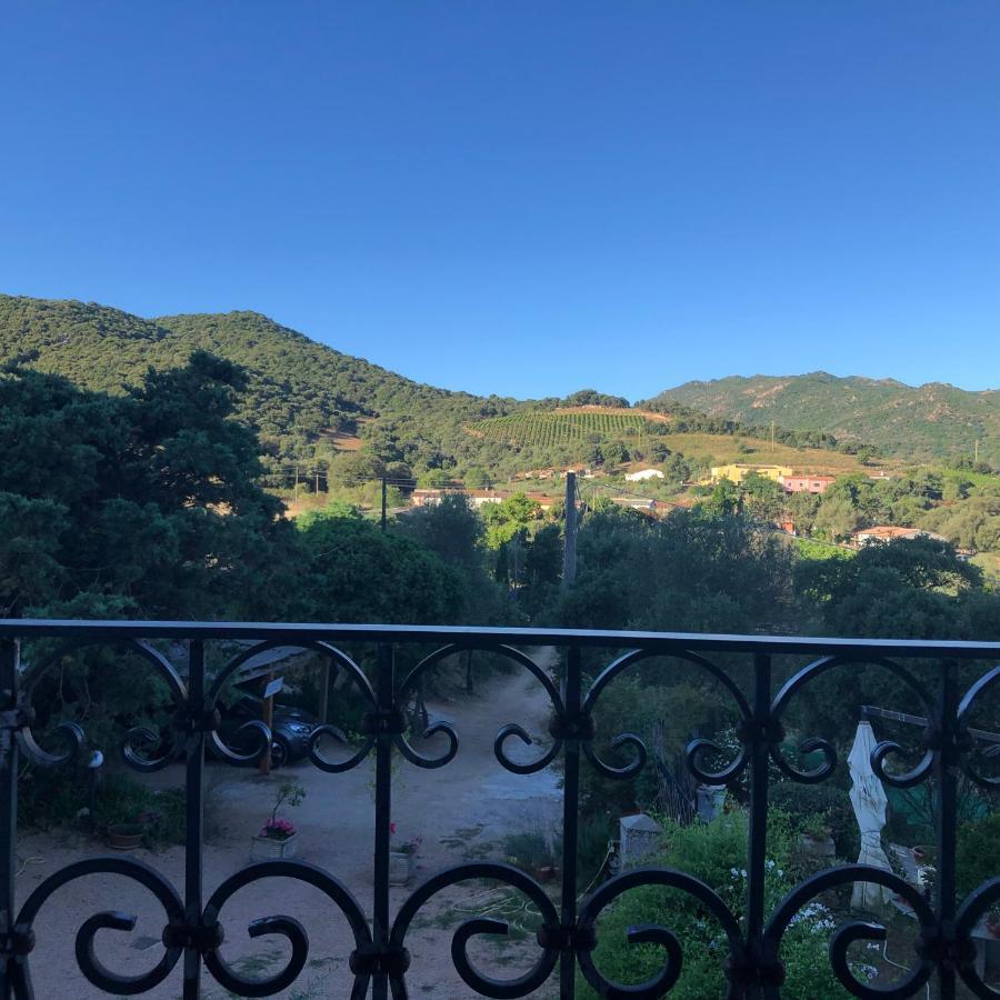 Agriturismo La Casa Delle Fate Loiri Porto San Paolo Екстериор снимка