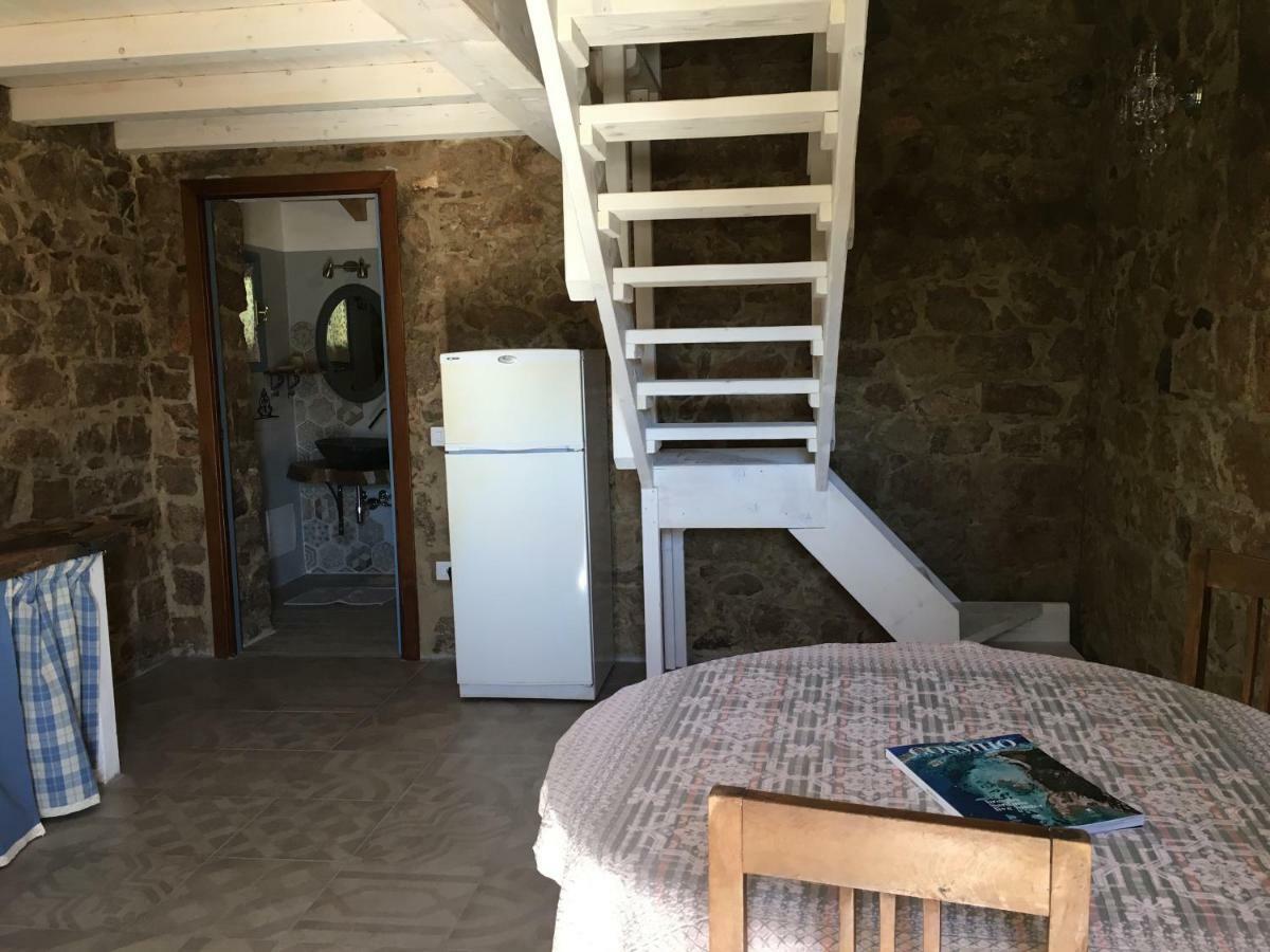 Agriturismo La Casa Delle Fate Loiri Porto San Paolo Екстериор снимка